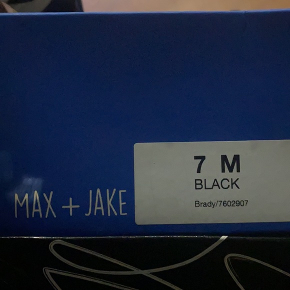 Never worn boys boots size 7 - Picture 2 of 2